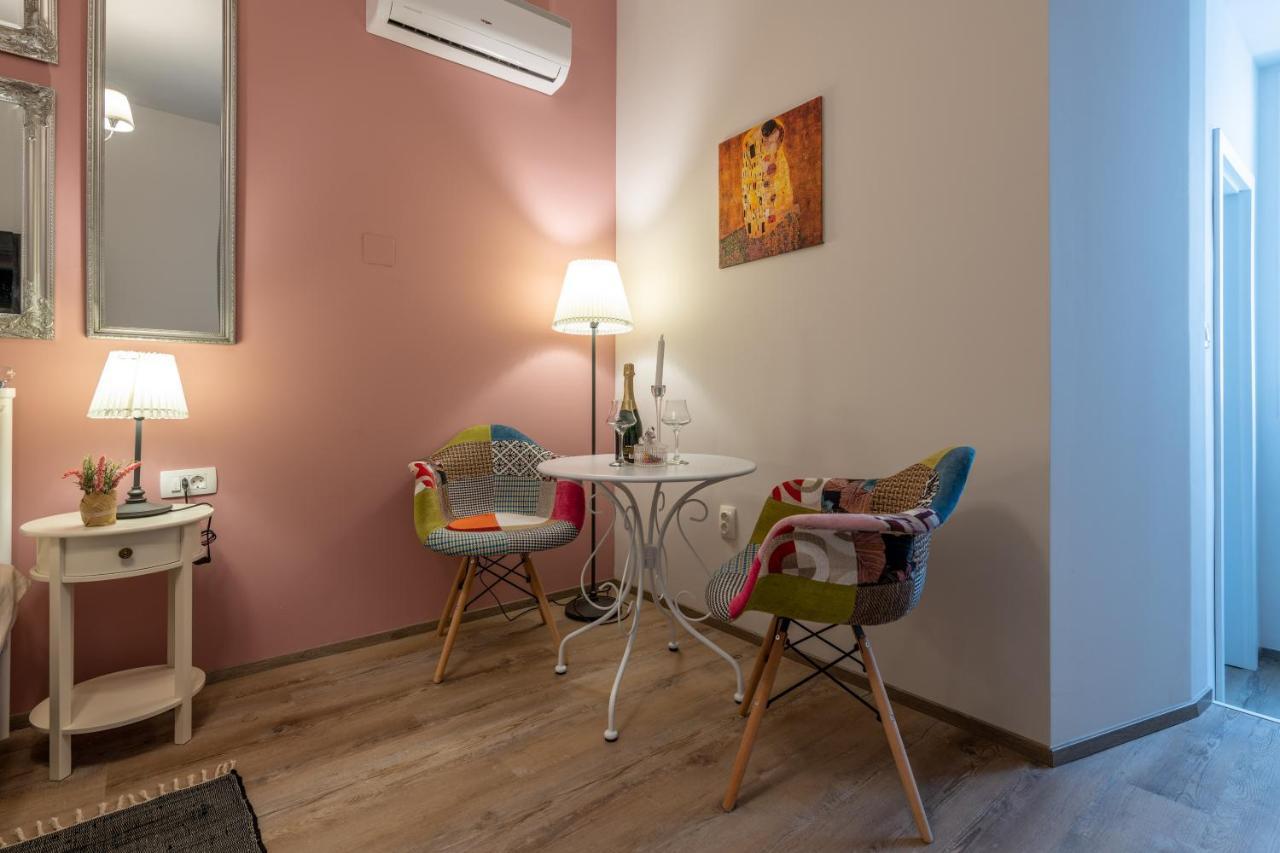 Old City Romantic Studios 4 With Free Private Parking PUY Exterior foto