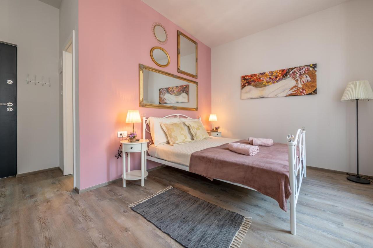 Old City Romantic Studios 4 With Free Private Parking PUY Exterior foto