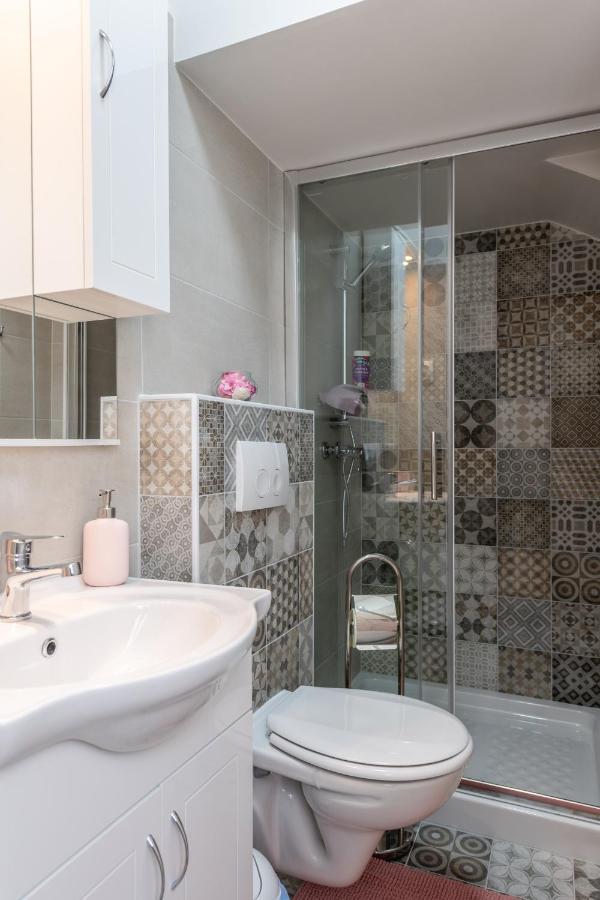 Old City Romantic Studios 4 With Free Private Parking PUY Exterior foto